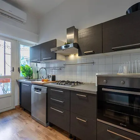 Otr Apartment, Daire Alba (Piedmont)